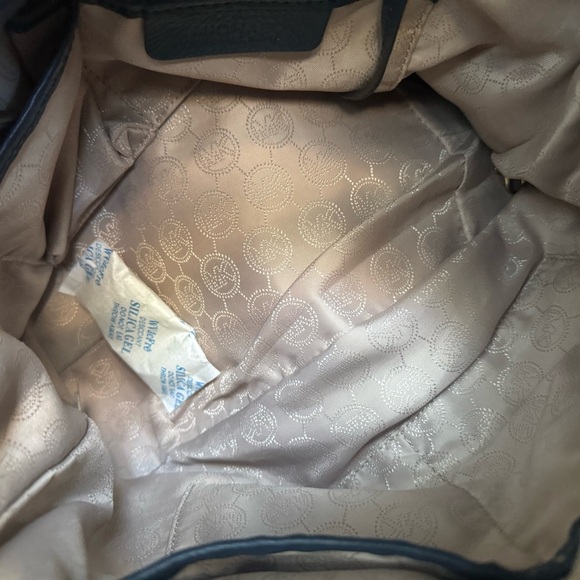 Michael Kors Blue Leather Shoulder Bag - Picture 6 of 9